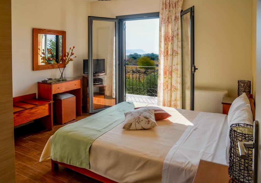 Korallis Villas Karavádhos Екстериор снимка